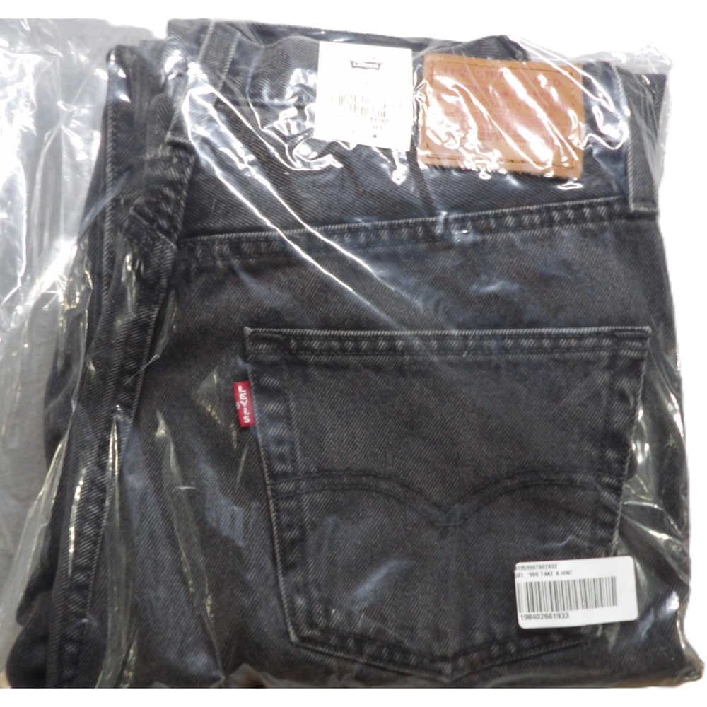 NWT Levis 501 90s Jeans Women 28x32 Black Take A Hint Denim Straight Leg Premium